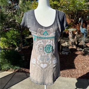 one clothing Ombre Gray-Tan Sugar Skull Tee with Teal Accents